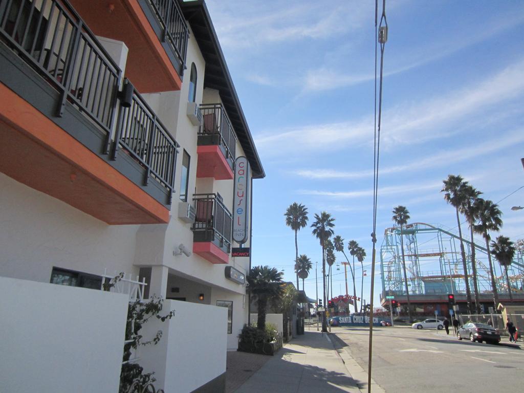 Carousel Beach Inn Santa Cruz Exterior photo